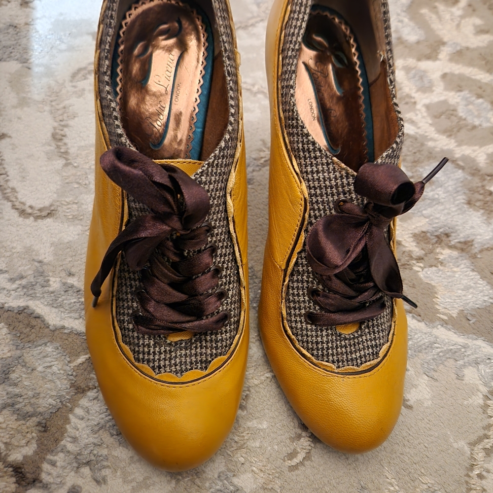Poetic License Yellow Leather & Houndstooth Lace-Up Loafers